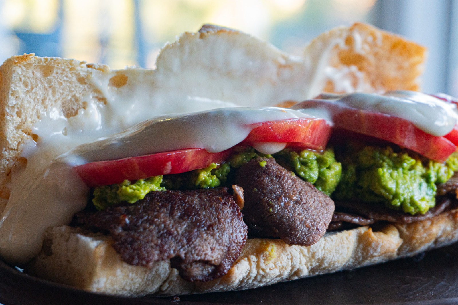 Filadelfia Italy — Churrasco sazonado, palta, tomate y mayo casera.