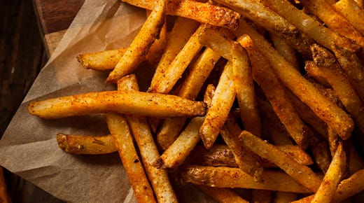 Papas Fritas Artesanales — Papas fritas con proceso de doble cocción totalmente artesanales, tamaño mediana